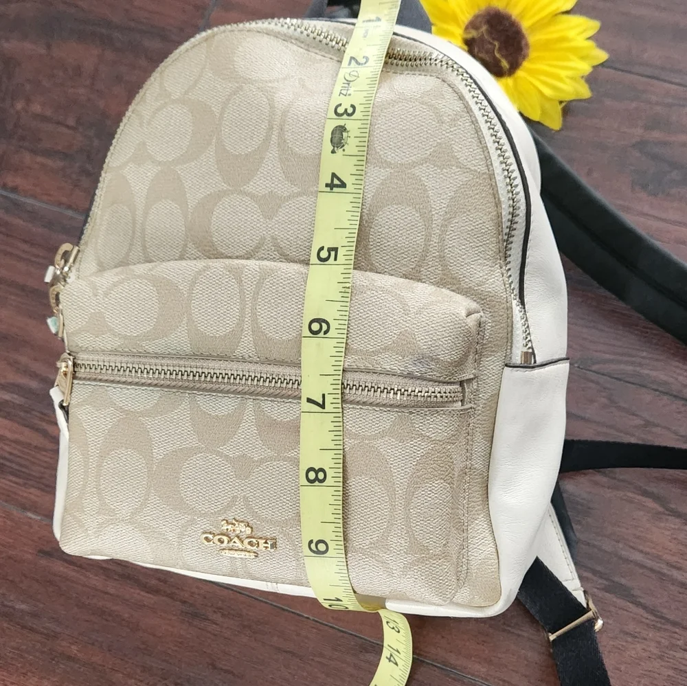 COACH MINI SINGATURE BACKPACK 🎒 - Picture 6 of 7